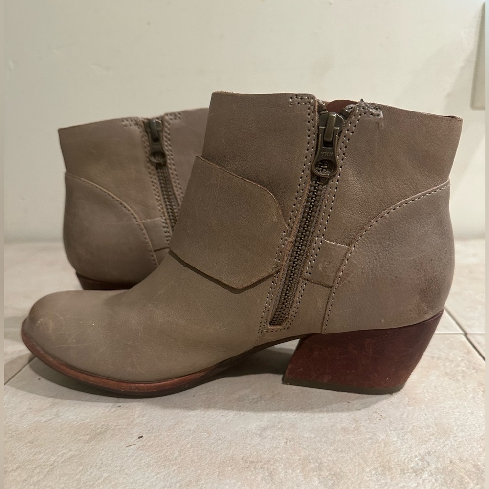 Kork-Ease Ankle bootie, women’s size 7.5 - Picture 2 of 6